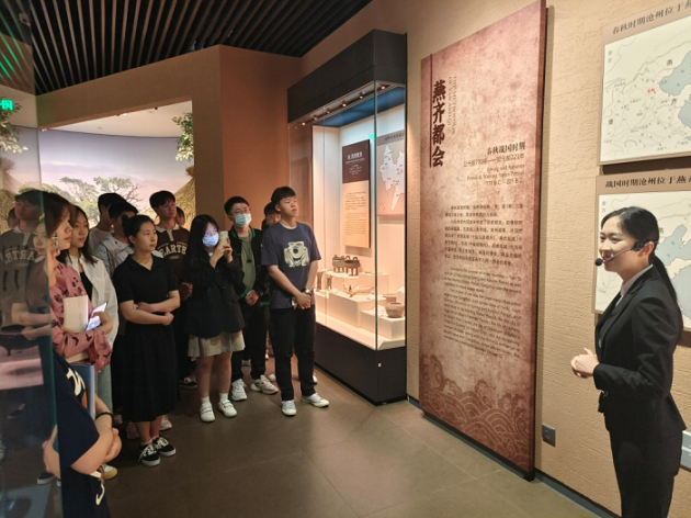 开云网页版登录入口与沧州市博物馆举行“馆校合作共建基地”揭牌仪式633.png 开云网页版登录入口与沧州市博物馆举行“馆校合作共建基地”揭牌仪式633.png